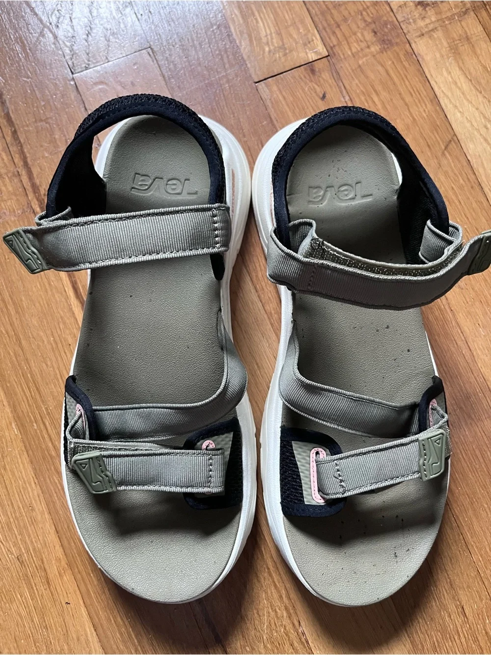 Teva zymic sandal